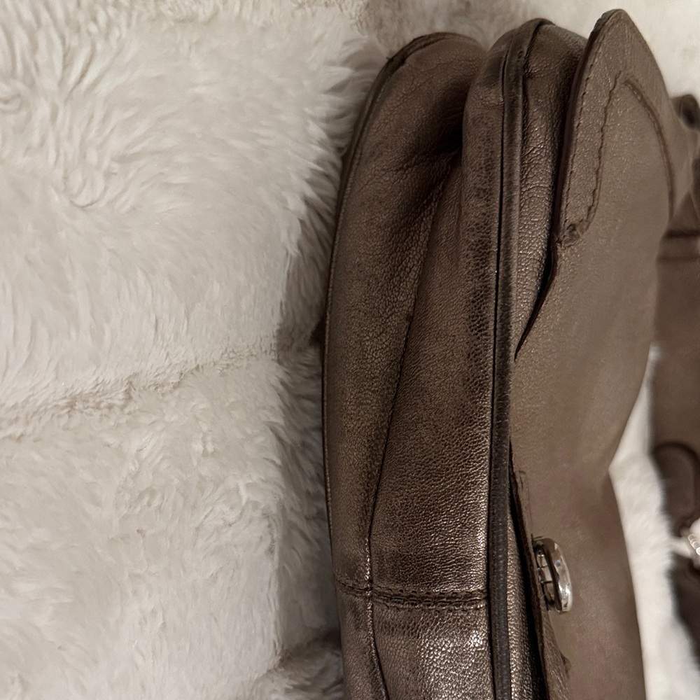 Vintage Metallic Ferragamo Shoulder Bag - Picture 10 of 16